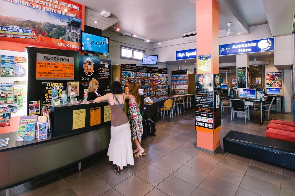 Global Backpackers Cairns Central Exterior photo