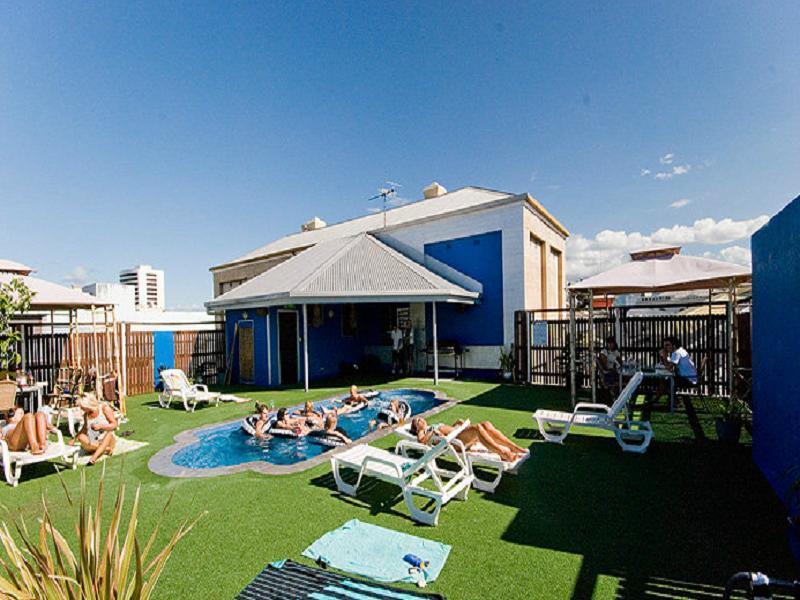 Global Backpackers Cairns Central Exterior photo